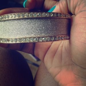 Gold bracelet with rhinestones !