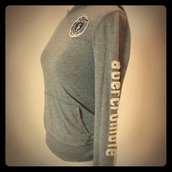 Medium grey slim-fit Abercrombie hoodie