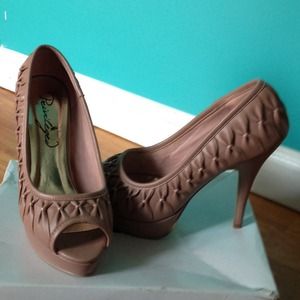 💗 Pink Heels 💗