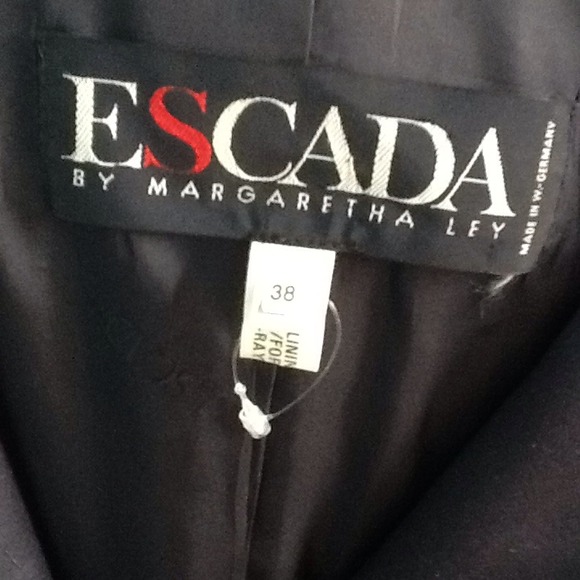 ESCADA Jacket - Picture 4 of 4