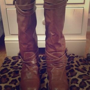 SOLD Steve Madden Zerge Boot in Cognac Paris