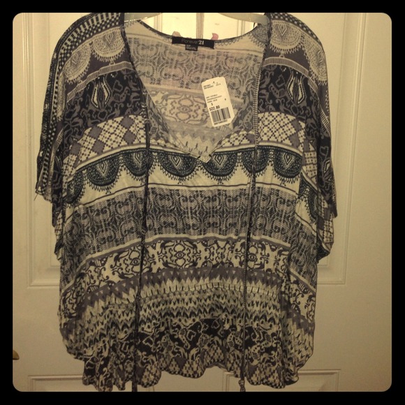 Forever 21, black/grey/blue knit top