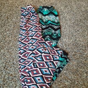 Charlotte Russe printed leggings