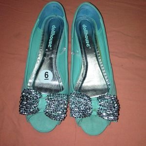 Aqua blue open toes flats ( DOLLHOUSE )