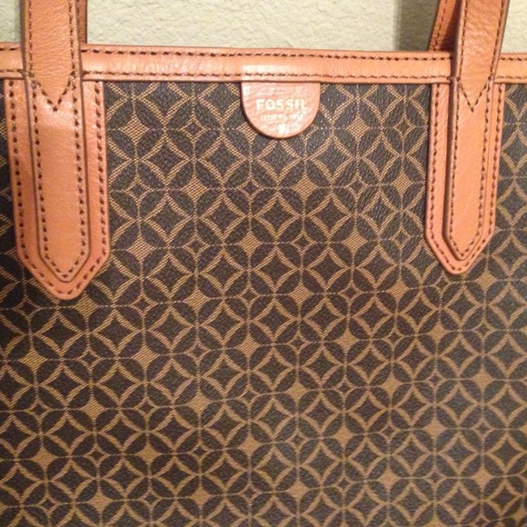 Fossil Sydney signature tote - Picture 2 of 4