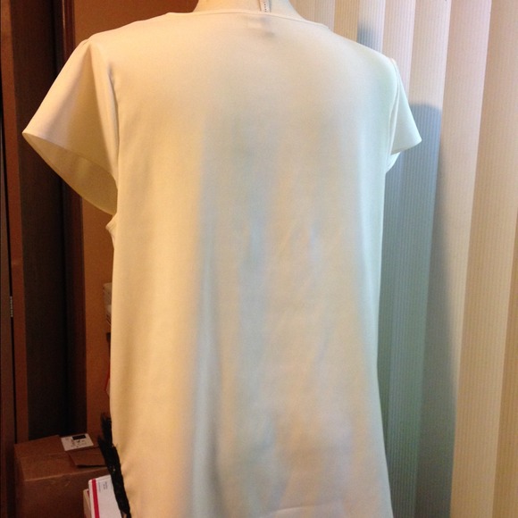 Lauren Conrad Tunic Top with Lace Pocket - Picture 4 of 4