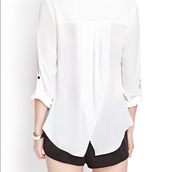 Tops - Split back blouse