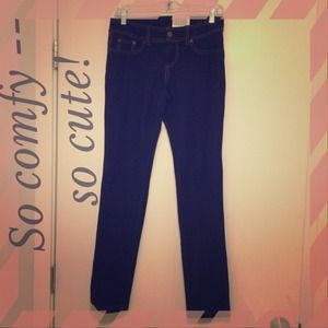 Hue dark wash legging jeans