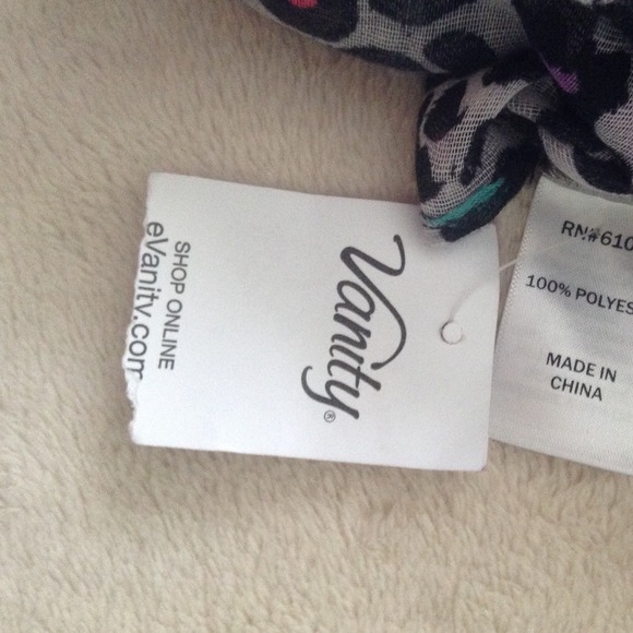 Scarf - Picture 2 of 2