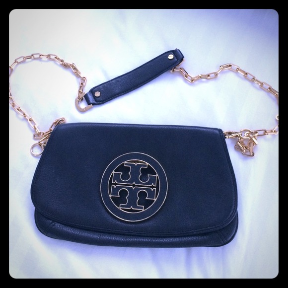 TORY burch!! black leather clutch!!