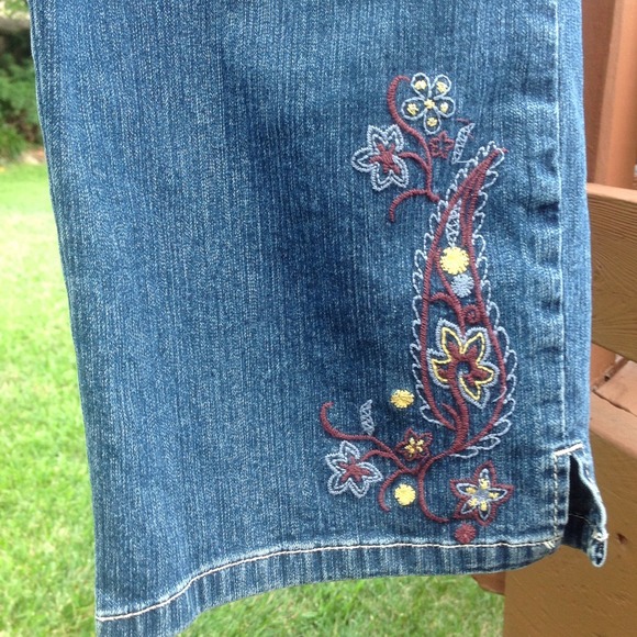 embroidered denim capris