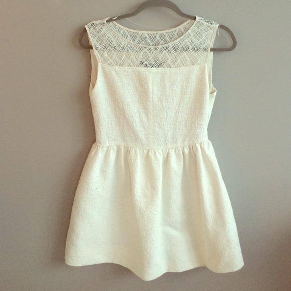 White princess Zara dress!!