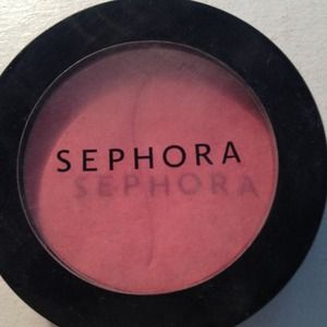 Sephora blush in Healthy Rose