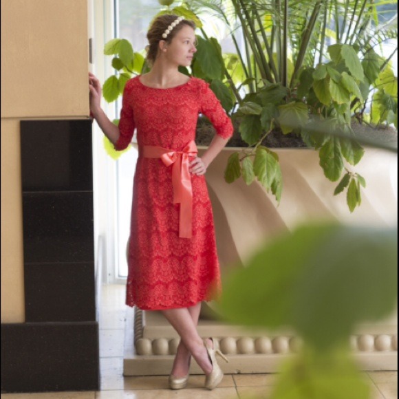 Modest lace dresses / bridesmaids dress