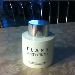 NEW 👌Jimmy Choo Flash Perfumed Body Lotion