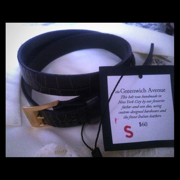 Small italian leather belt plum /rebel color