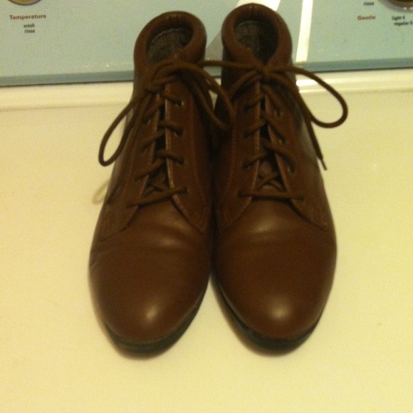 🔴SOLD ON VINTED🔴Vintage leather shoes - Picture 1 of 4