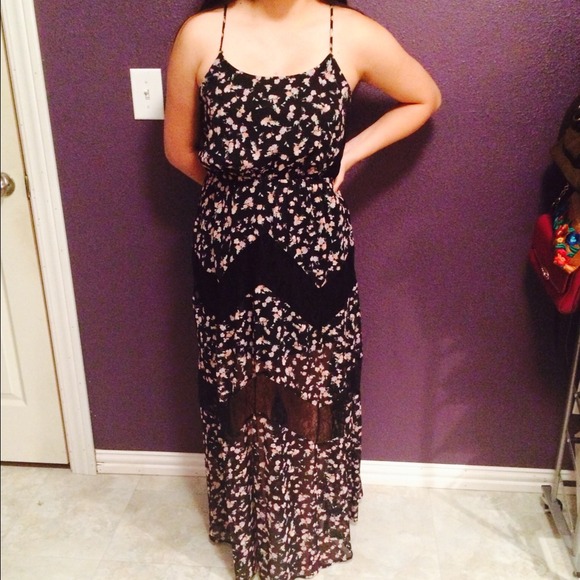 Maxi floral dress ‼️SOLD ON VINTED‼️