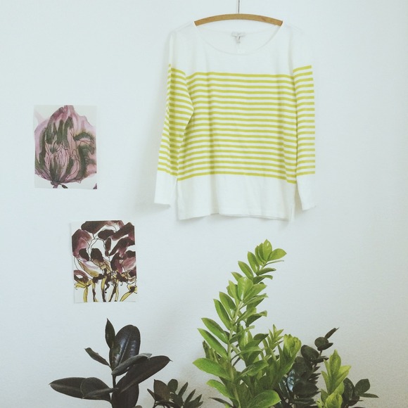 ➕Sold➕Anthropologie brand joie sweater - Picture 3 of 4