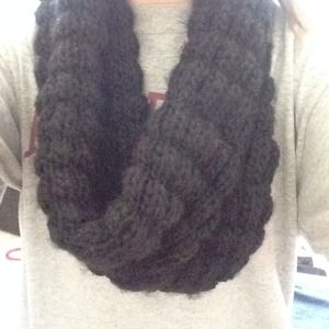 Infinity scarf