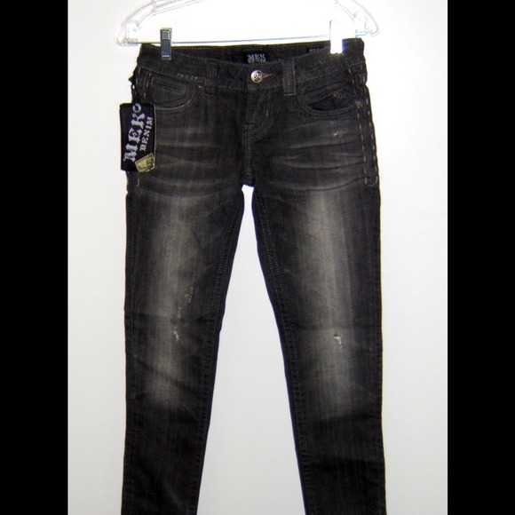 MEK denim Berlin cigarette jeans
