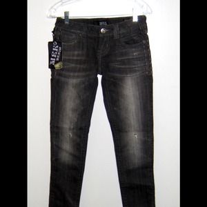 MEK denim Berlin cigarette jeans