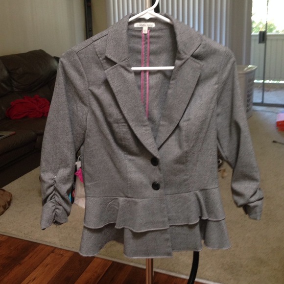 Gray peplum blazer NWOT