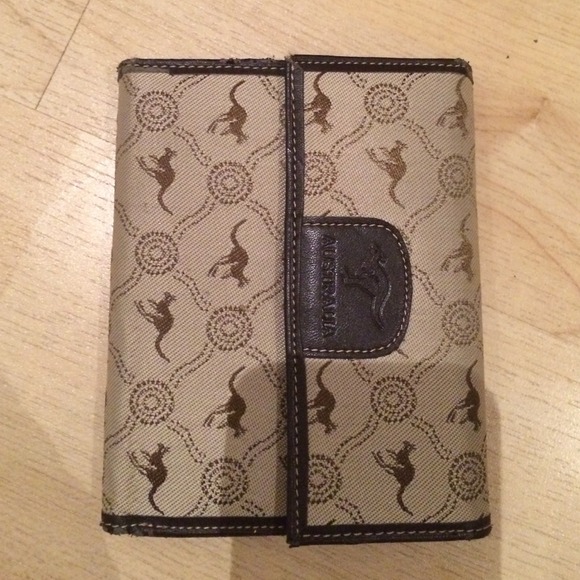 ✨Australian Wallet✨