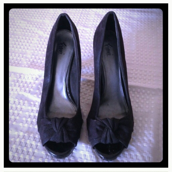 Cute black shoes