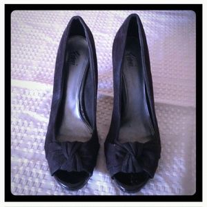 Cute black shoes