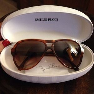 Emilio Pucci Aviators. 😎