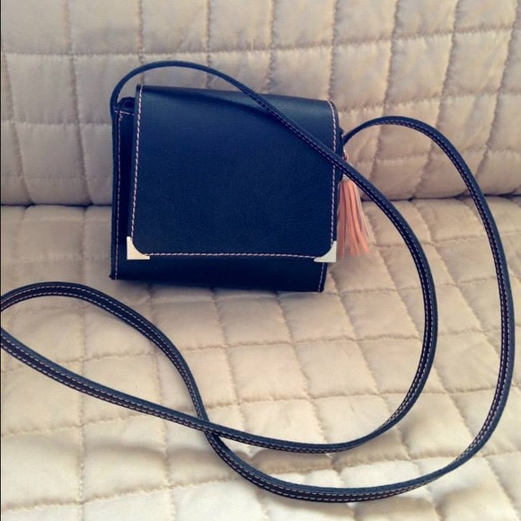 Urban Outfitters Handbags - UO Purse