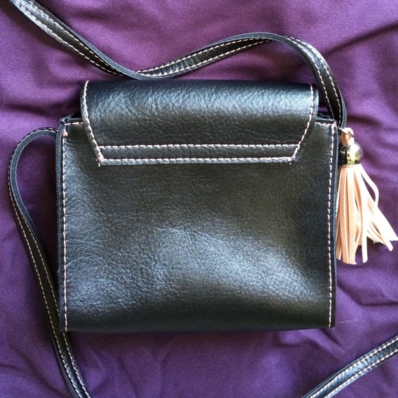 UO Purse - Picture 3 of 4