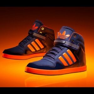 NWOT Navy and orange Adidas