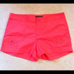 NWT Banana Republic 7-pocket Cargo Shorts