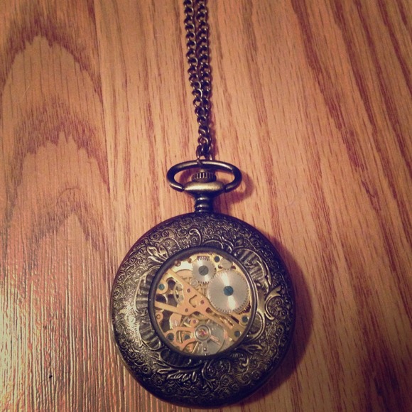 Vintage look-Pocket watch necklace