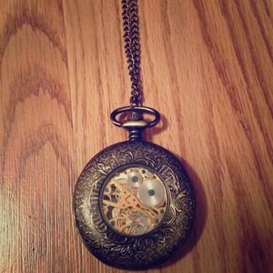 Vintage look-Pocket watch necklace