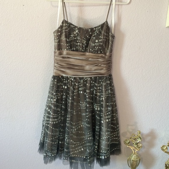 👗Grey Sparkle Dress✨✨ - Picture 1 of 3