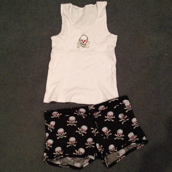 Skull tank top