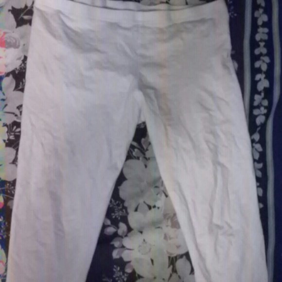 white capri style yoga pants - Picture 1 of 1