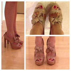 Miu Miu leather bow heels