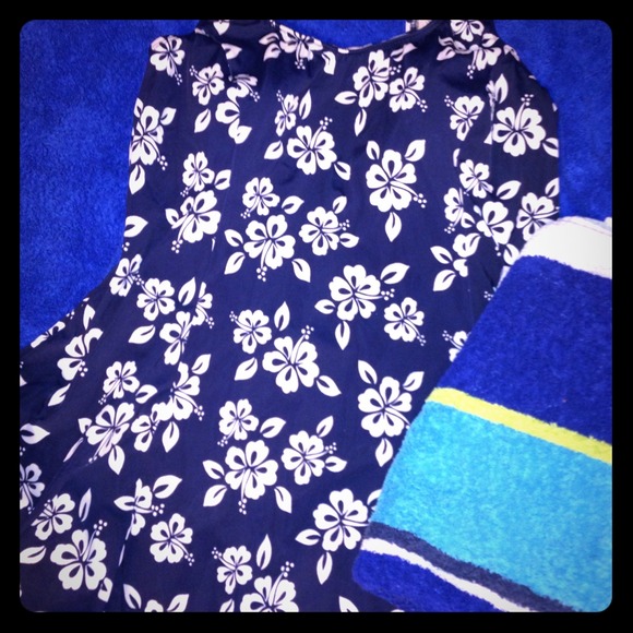 Womens Swim suit bathing suit XL 16 DD