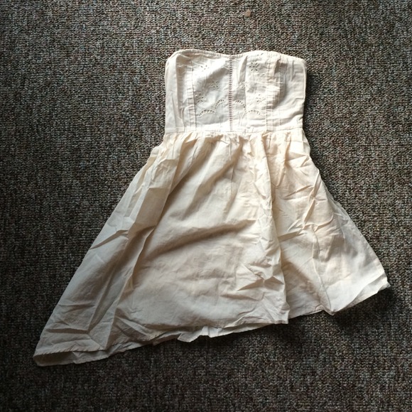 Urban outfitters strapless summer dress