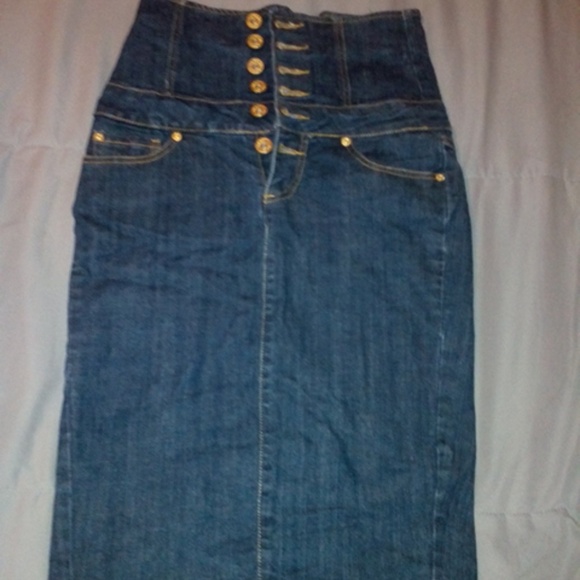 High waist denim skirt