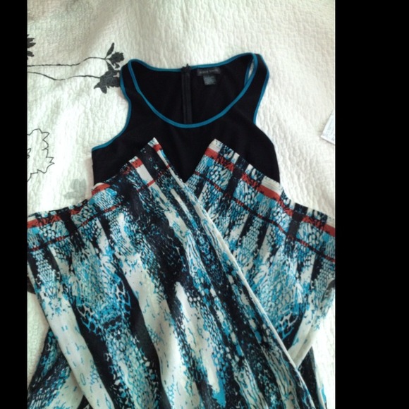 Jealous Tomato jumpsuit...2X HP 🎉🎉 - Picture 2 of 4