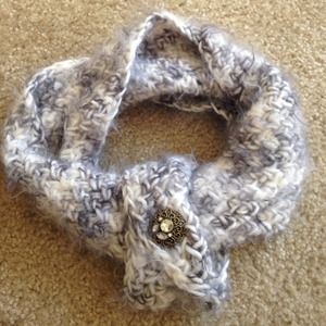 Knitted scarf