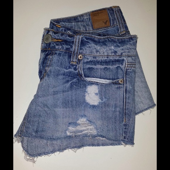 American Eagle Denim Shortie - Picture 1 of 1