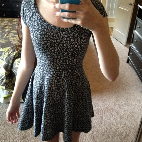❗️SOLD❗️Bethan brandy mellville dress - Picture 3 of 4