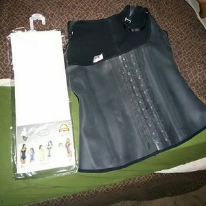 Size 38 waist training vest brand new in package