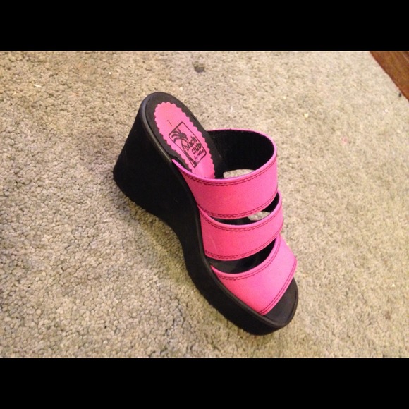 Pink pumps<3 - Picture 3 of 3